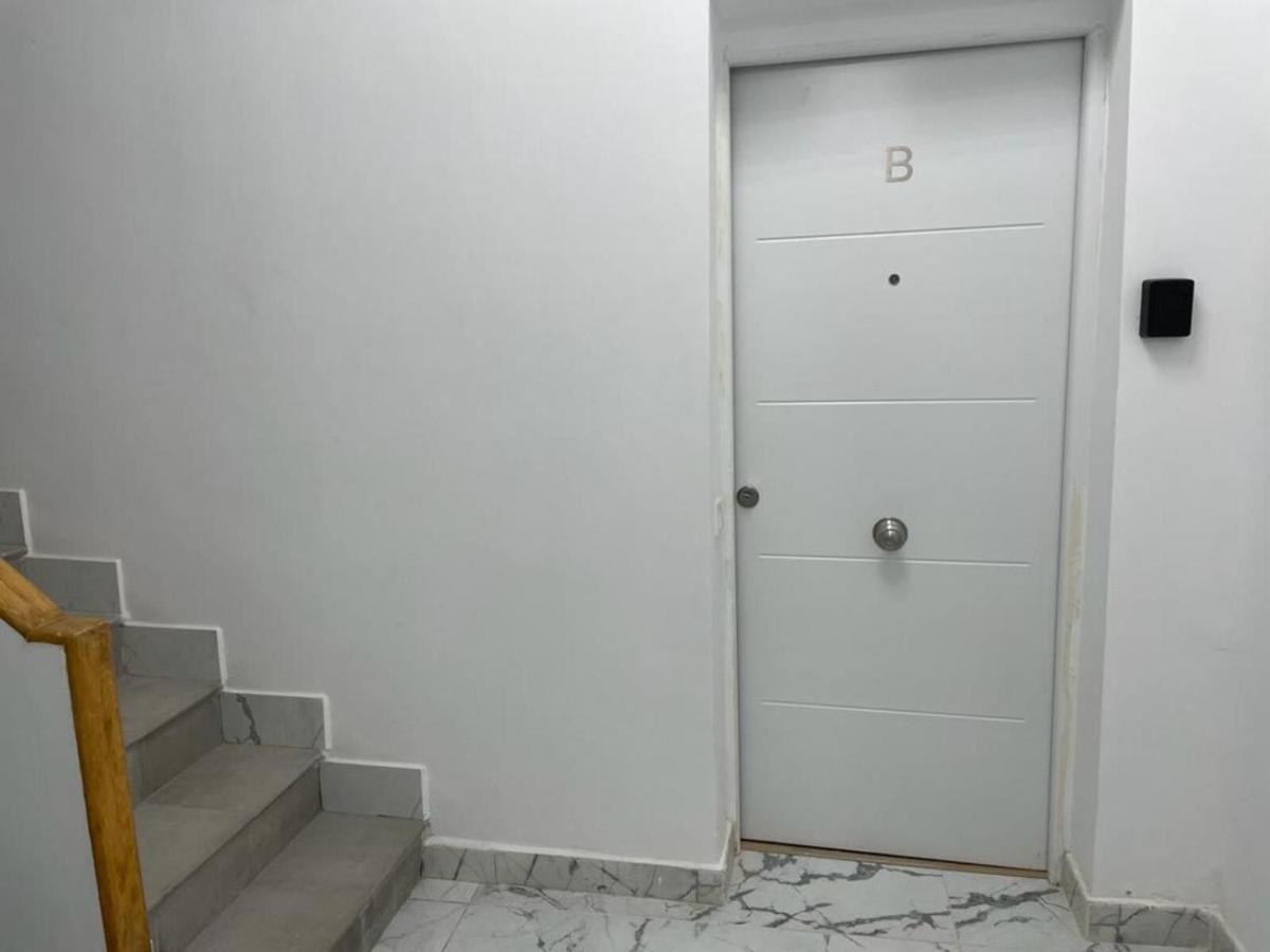 U2 Apartamento A Estrenar, Cerca De Metro Madrid Exterior foto